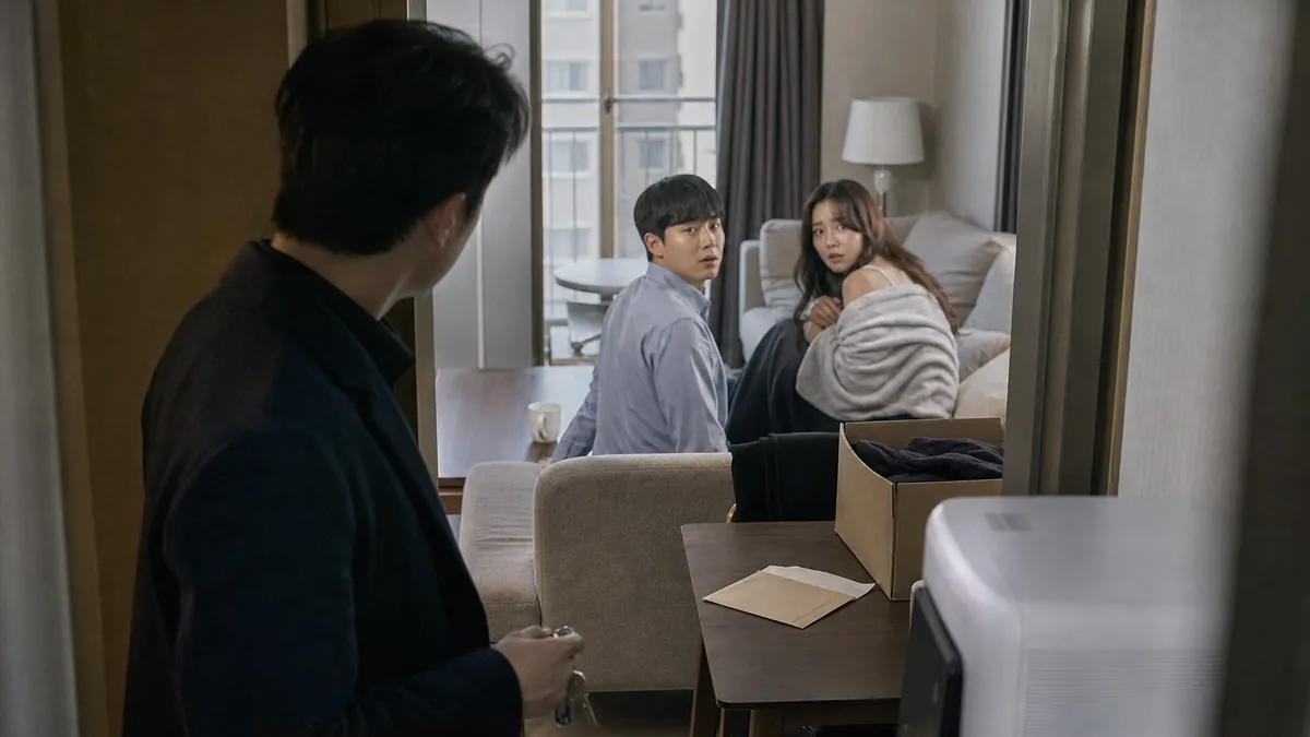배우자 부정행위 발견 후 이혼·위자료·재산분할 청구가 필요했던 의뢰인